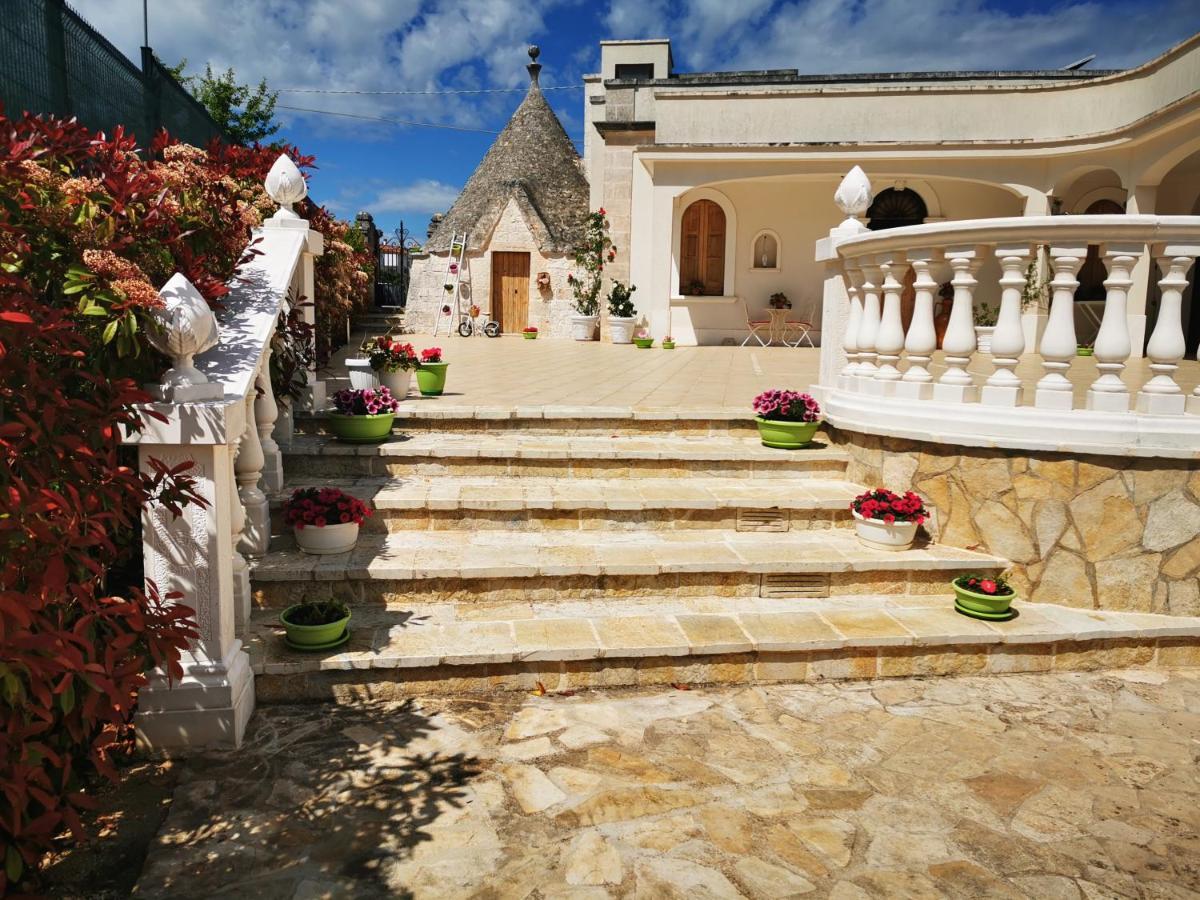 Trullo Suite Чистернино Экстерьер фото